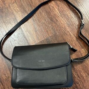 Pixie Mood Zoe Crossbody Bag – Black